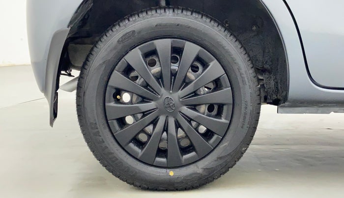 2013 Toyota Etios Liva GD exclusive, Diesel, Manual, 99,267 km, Right Rear Wheel