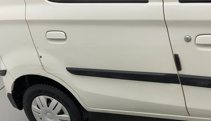 2016 Maruti Alto 800 LXI, Petrol, Manual, 28,187 km, Right rear door - Paint has faded