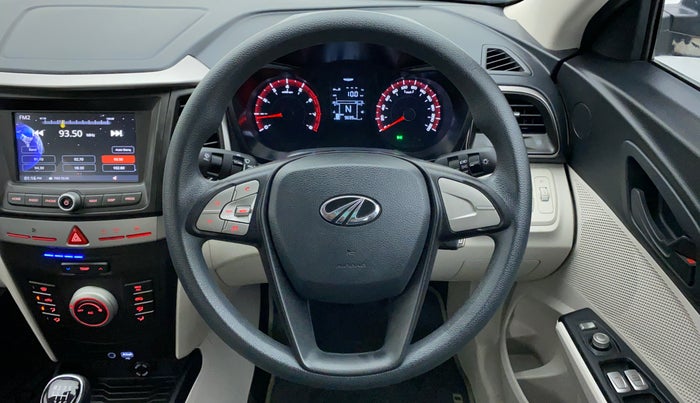 2021 Mahindra XUV300 1.2 W6 MT, Petrol, Manual, 9,814 km, Steering Wheel Close Up