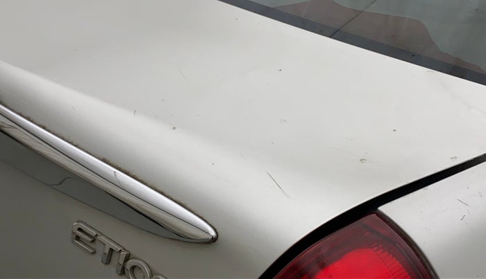 2011 Toyota Etios G, Petrol, Manual, 88,605 km, Dicky (Boot door) - Minor scratches