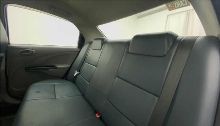 2011 Toyota Etios G, Petrol, Manual, 88,524 km, Right Side Rear Door Cabin