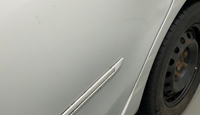 2011 Toyota Etios G, Petrol, Manual, 88,605 km, Rear left door - Minor scratches