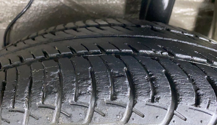 2016 Maruti Celerio ZXI OPT AMT, Petrol, Automatic, 29,095 km, Left Rear Tyre Tread