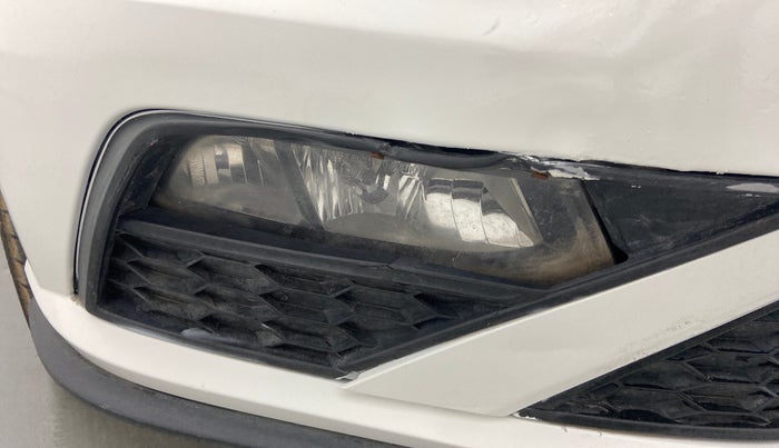 2021 Volkswagen Polo HIGHLINE PLUS 1.0L TSI AT, Petrol, Automatic, 55,053 km, Right fog light - Not fixed properly