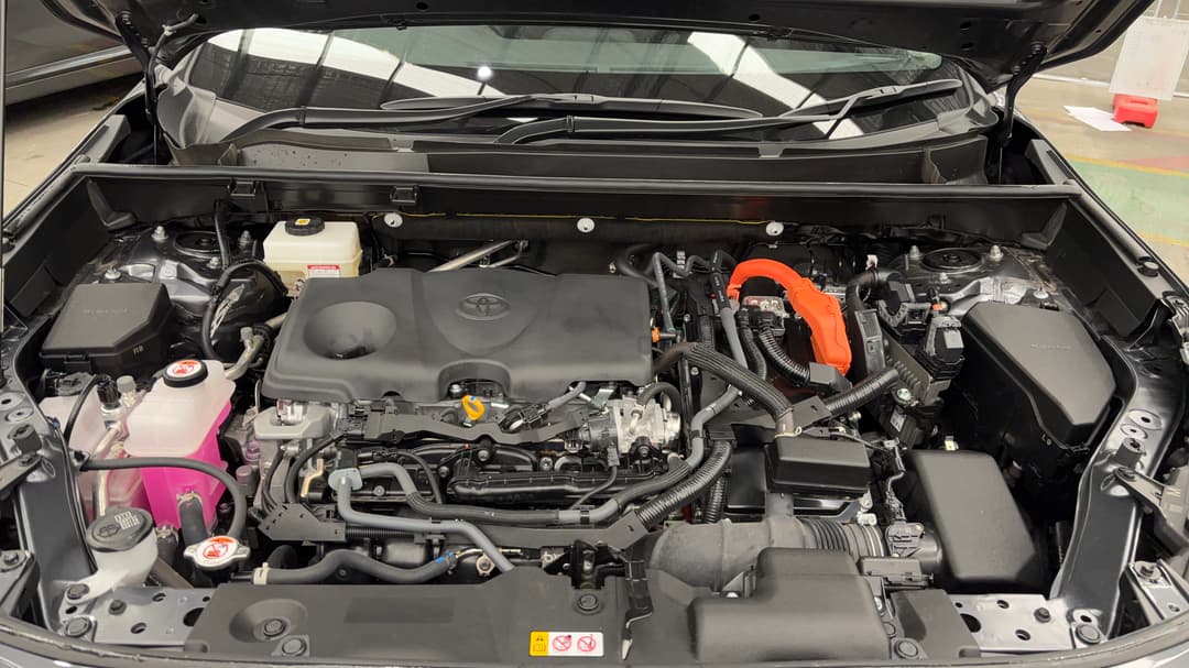 2024 Toyota RAV4 Edge (AWD) Hybrid, Automatic, 23897 km, Open Bonnet (Engine)