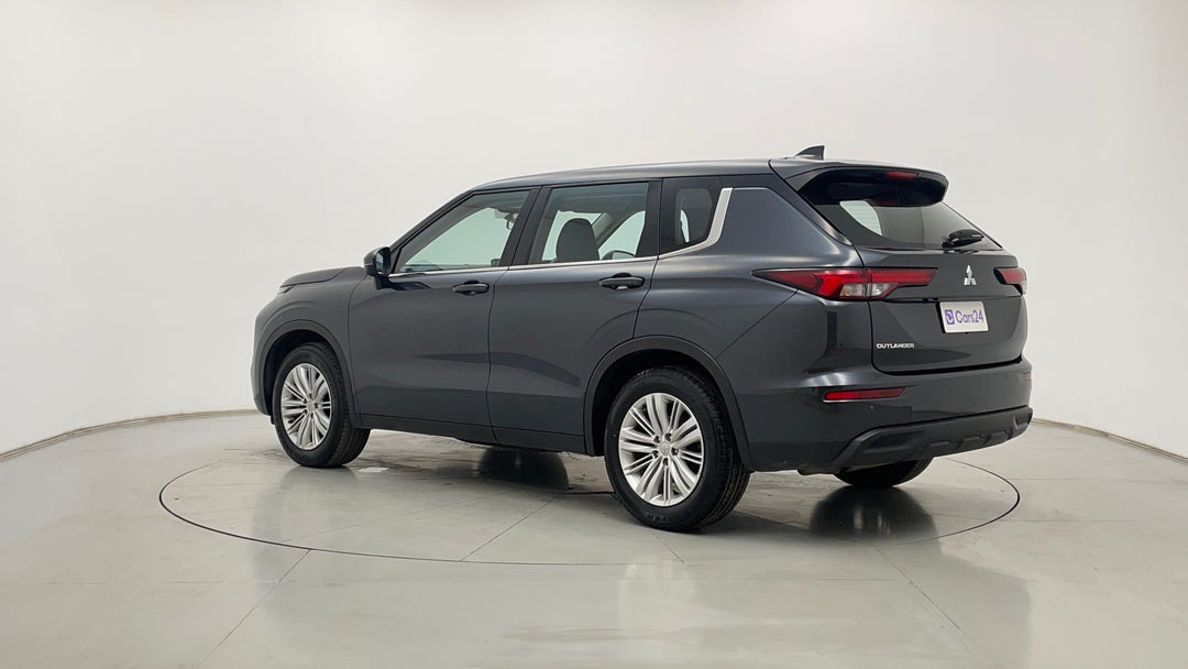 Left Back Diagonal (45- Degree) View