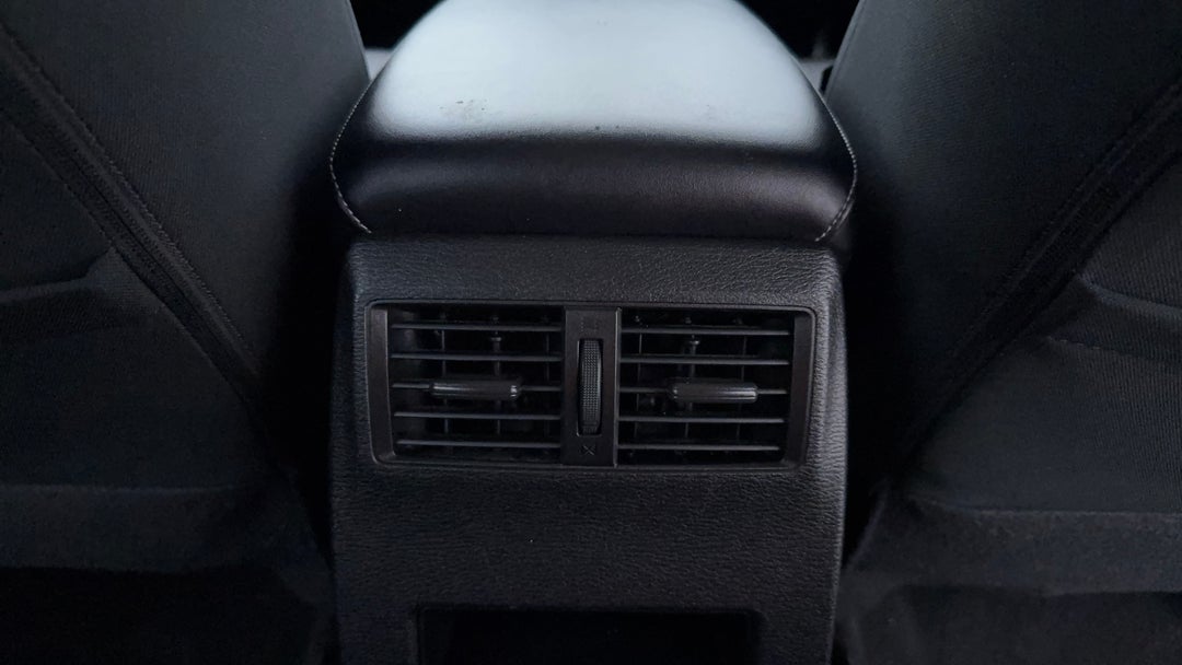 Rear A/C Vent