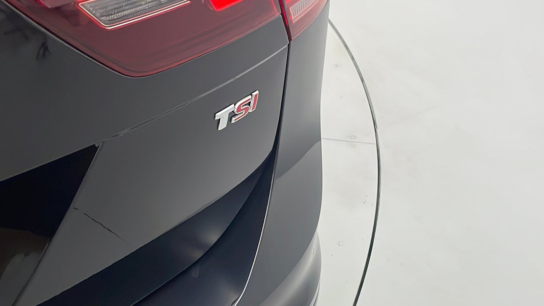 Badge (Boot Right Side)