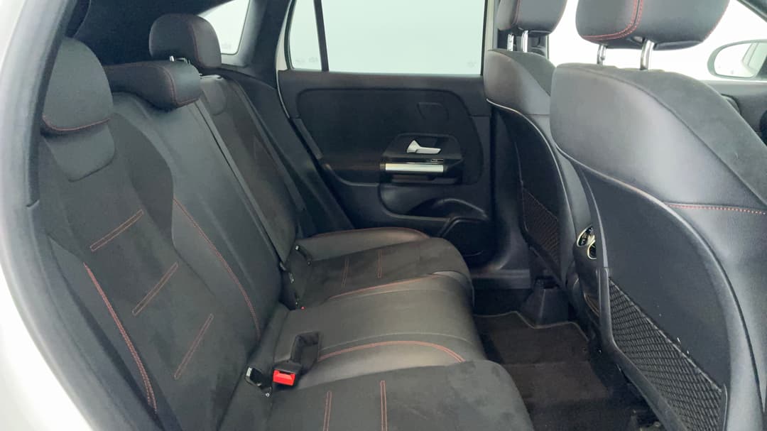 2021 Mercedes-benz GLA 250 4matic, Automatic, 60092 km, Right Side Rear Door Cabin View