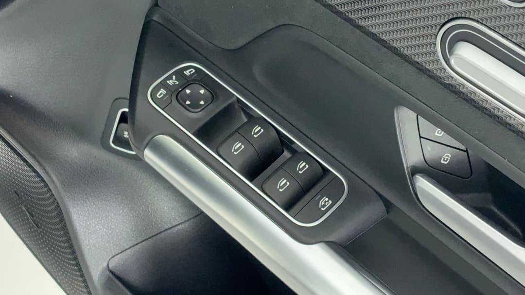 2021 Mercedes-benz GLA 250 4matic, Automatic, 60092 km, Drivers Side Door Panel Controls