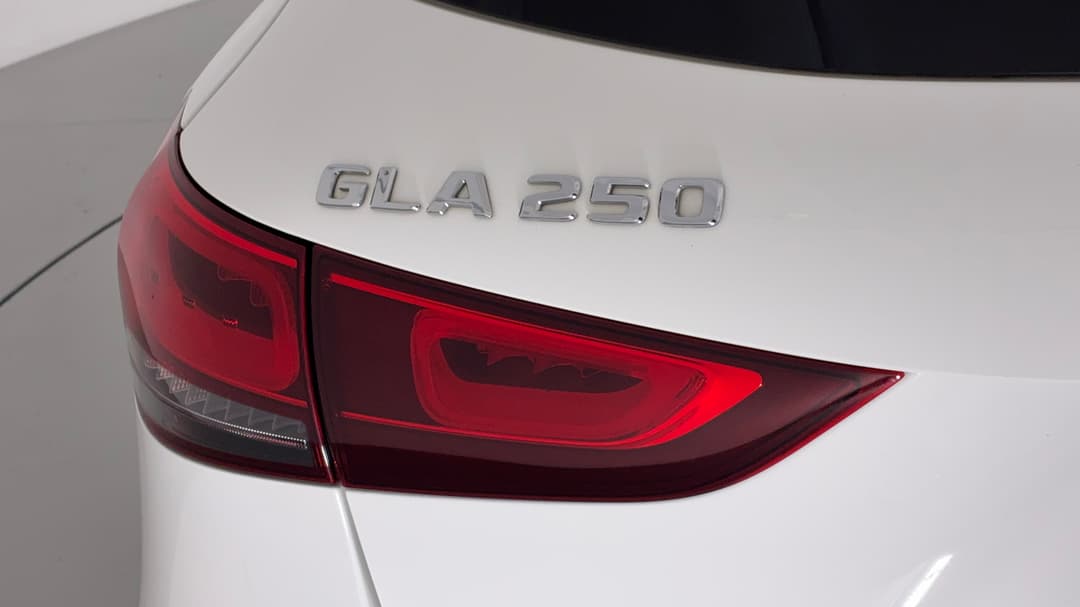 2021 Mercedes-benz GLA 250 4matic, Automatic, 60092 km, Badge (Boot Left Side)