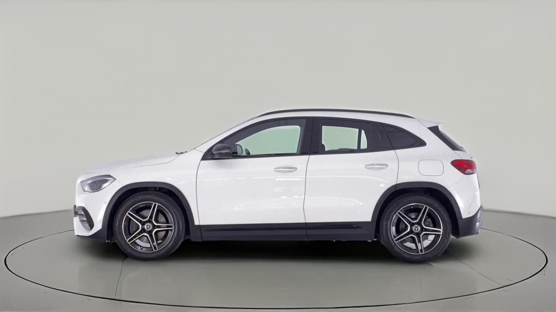 2021 Mercedes-benz GLA 250 4matic, Automatic, 60092 km, Left Side View