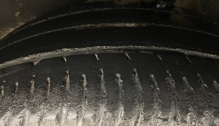 2014 Ford Ecosport 1.5TITANIUM TDCI, Diesel, Manual, 68,094 km, Left Rear Tyre Tread