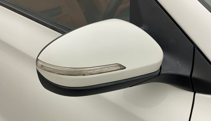 2018 Hyundai Elite i20 SPORTZ 1.2, Petrol, Manual, 77,860 km, Right rear-view mirror - Indicator light has minor damage
