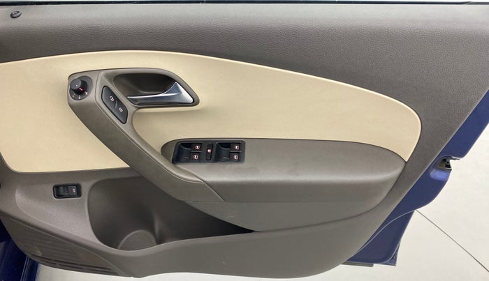 2013 Volkswagen Vento HIGHLINE DIESEL, Diesel, Manual, 97,053 km, Driver Side Door Panels Control