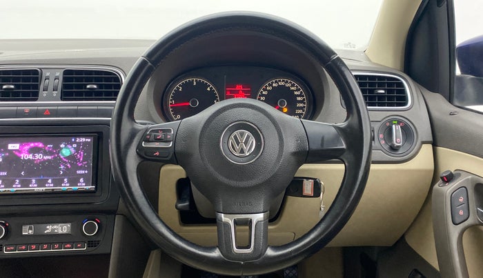 2013 Volkswagen Vento HIGHLINE DIESEL, Diesel, Manual, 97,053 km, Steering Wheel Close Up