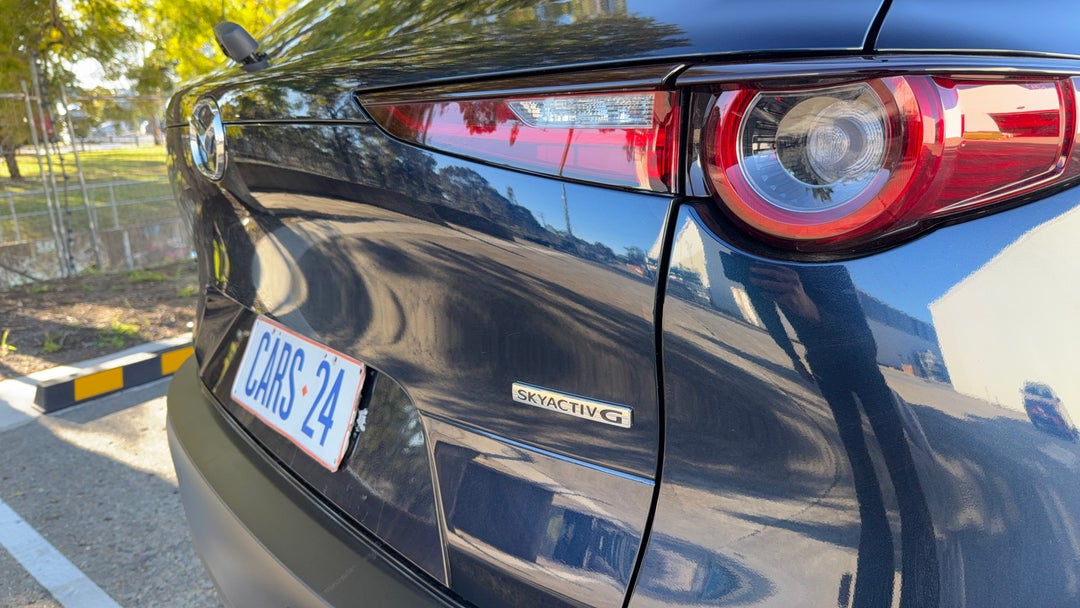 Badge (Boot Right Side)