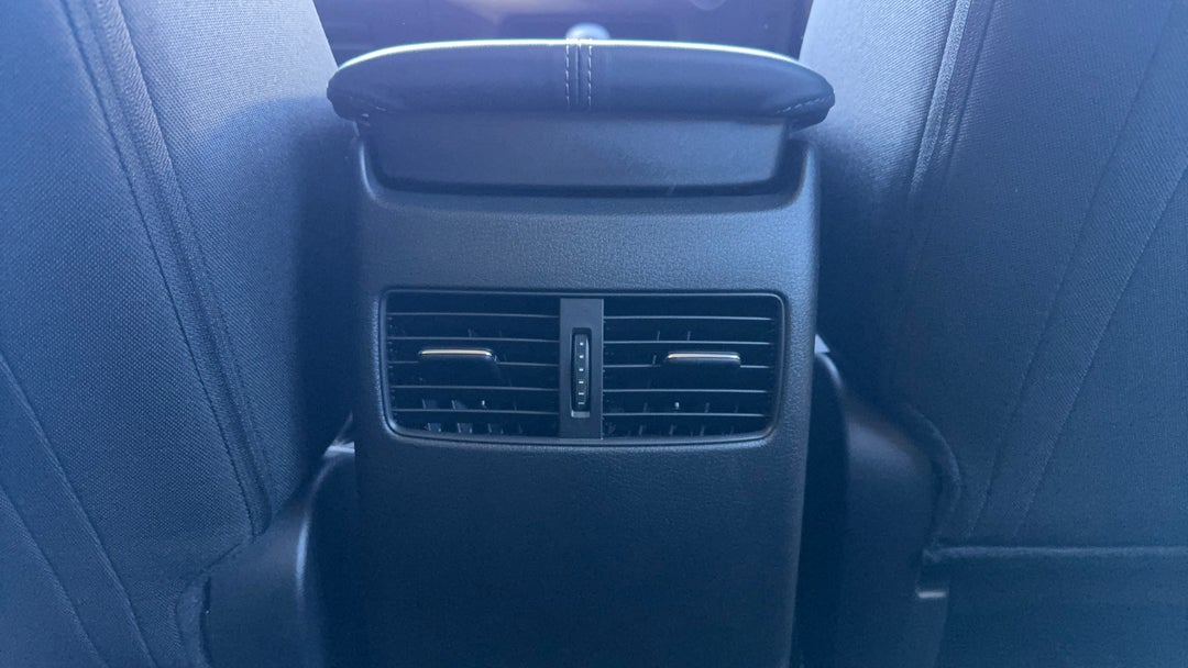 Rear A/C Vent