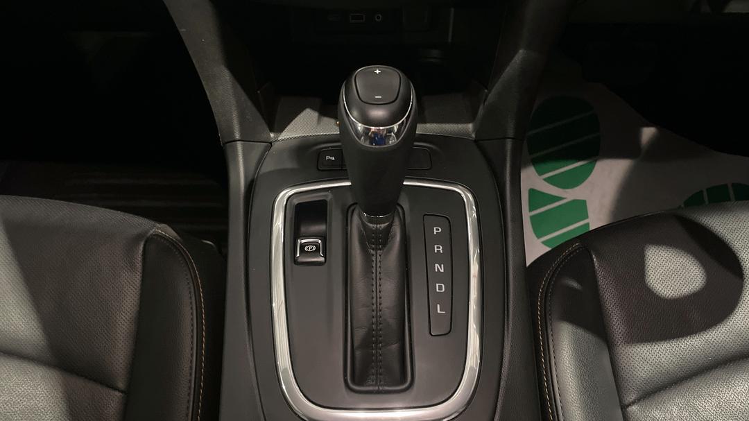 2020 Holden Equinox Ltz (FWD), Automatic, 67241 km, Gear Lever 