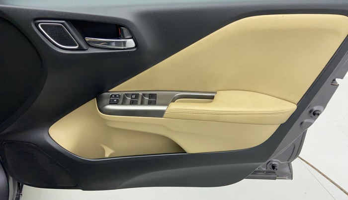 2017 Honda City VX CVT PETROL, Petrol, Automatic, 24,925 km, Driver Side Door Panels Controls