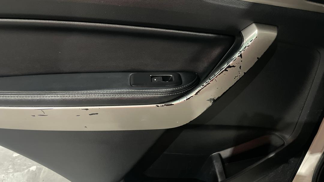 2019 Ford Everest Trend (4WD 7 Seat), Automatic, 124320 km, Door Interior Rear LHS Wear