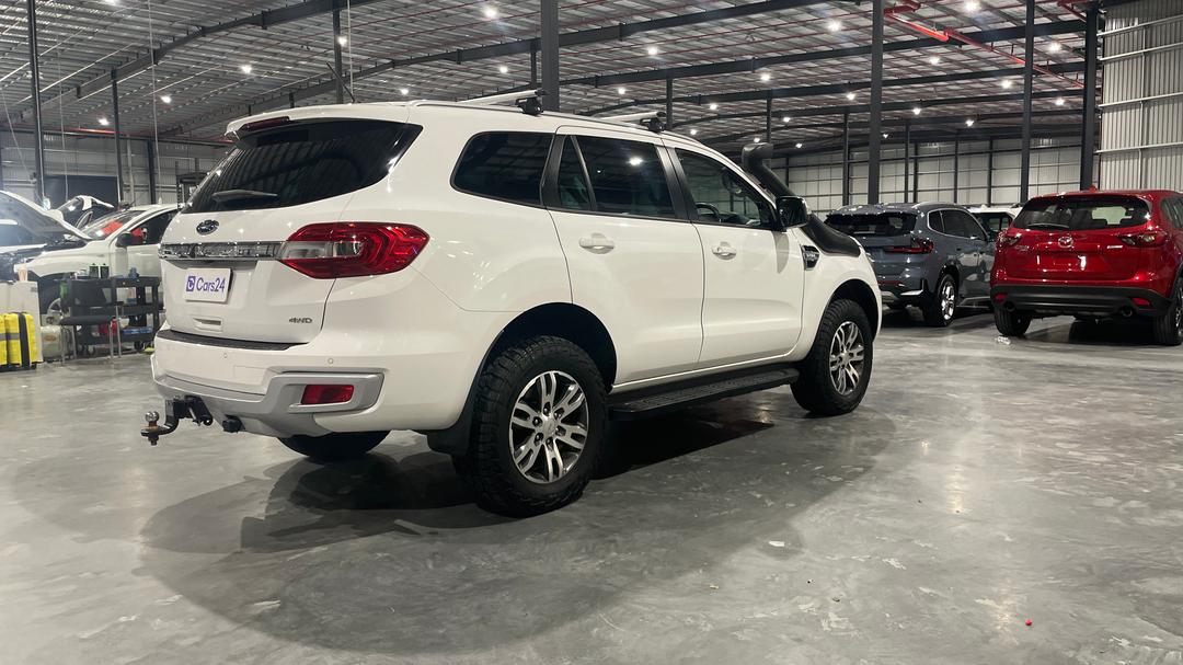 2019 Ford Everest Trend (4WD 7 Seat), Automatic, 124320 km, Right Back Diagonal (45- Degree) View