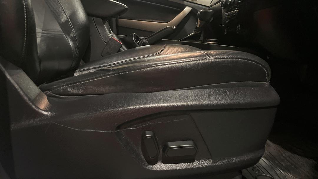 2019 Ford Everest Trend (4WD 7 Seat), Automatic, 124320 km, Drivers Side Adjustment Panel