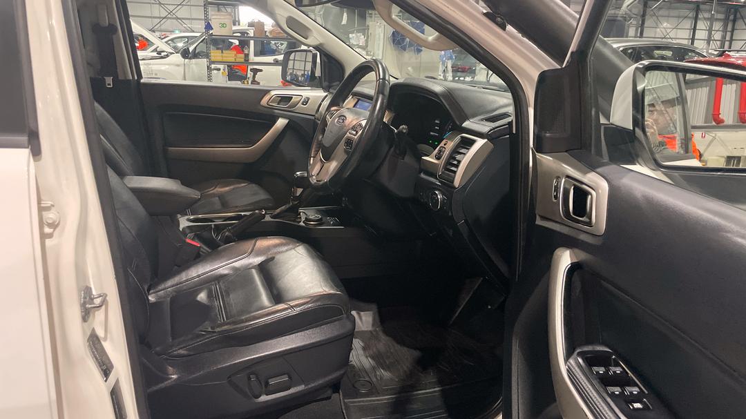 2019 Ford Everest Trend (4WD 7 Seat), Automatic, 124320 km, Right Side Front Door Cabin View