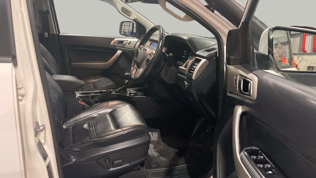 2019 Ford Everest Trend (4WD 7 Seat), Automatic, 124320 km, Right Side Front Door Cabin View