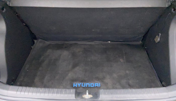 2017 Hyundai Elite i20 SPORTZ 1.2, Petrol, Manual, 25,102 km, Boot Inside