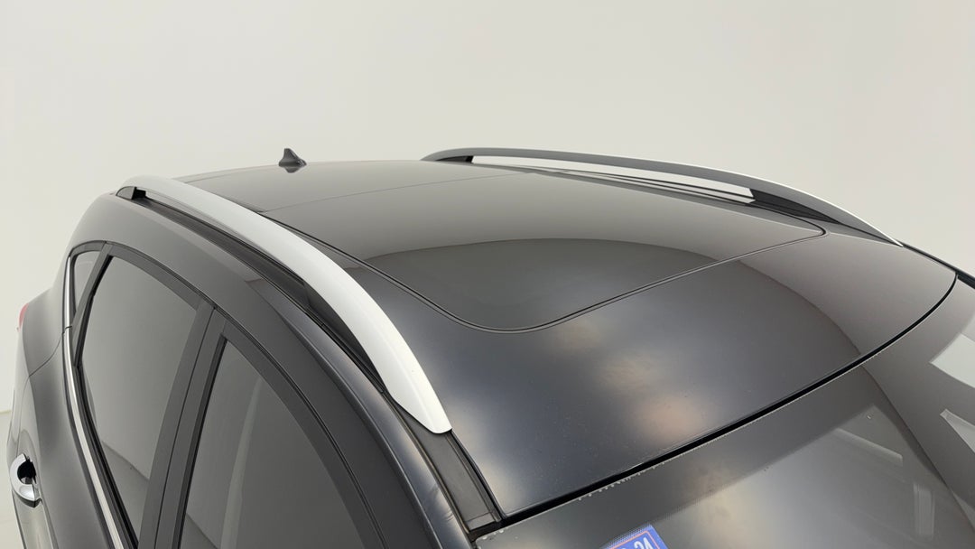 2020 MG Zst Essence, Automatic, 48199 km, Roof/Sunroof View