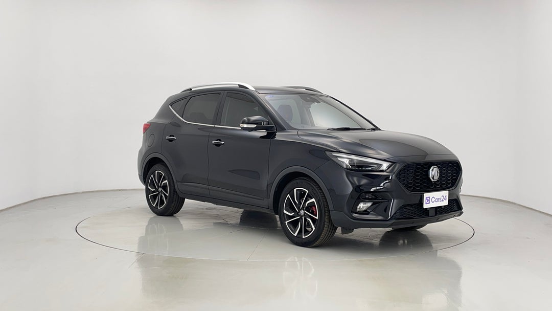 2020 MG Zst Essence, Automatic, 48199 km, Right Front Diagonal (45- Degree) View