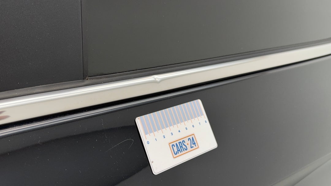 2020 MG Zst Essence, Automatic, 48199 km, Doors Rear LHS Dent