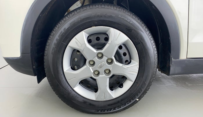 2021 Mahindra XUV300 1.2 W6 MT, Petrol, Manual, 8,387 km, Left Front Wheel