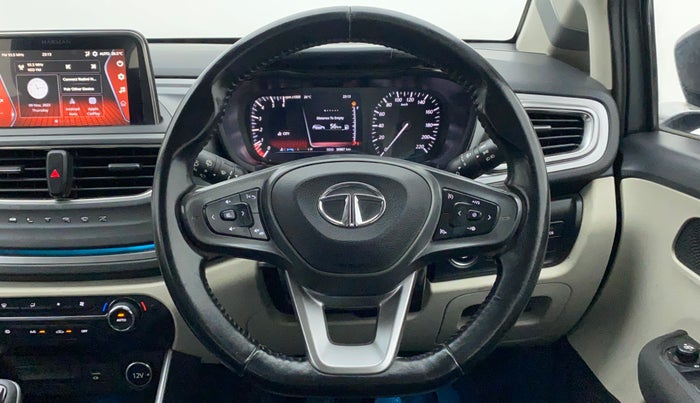 2021 Tata ALTROZ XZ PLUS DIESEL, Diesel, Manual, 50,986 km, Steering Wheel Close Up