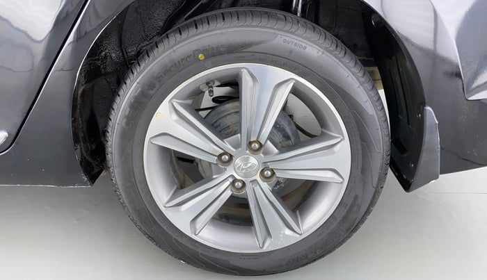 2018 Hyundai Verna 1.6 SX (O) CRDI MT, Diesel, Manual, 48,791 km, Left Rear Wheel