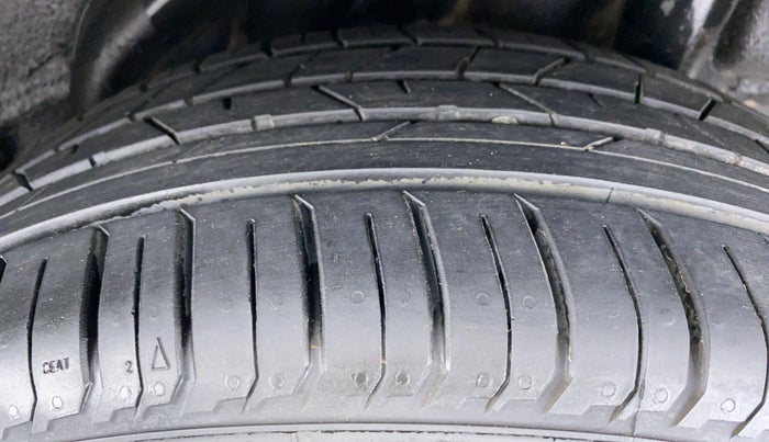 2018 Hyundai Verna 1.6 SX (O) CRDI MT, Diesel, Manual, 48,791 km, Left Rear Tyre Tread