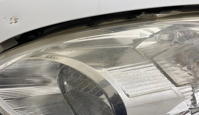 2015 Maruti Swift VXI, Petrol, Manual, 89,183 km, Left headlight - Faded
