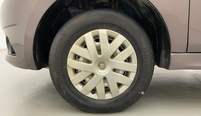 2017 Tata Tiago XE PETROL, Petrol, Manual, 36,644 km, Left Front Wheel