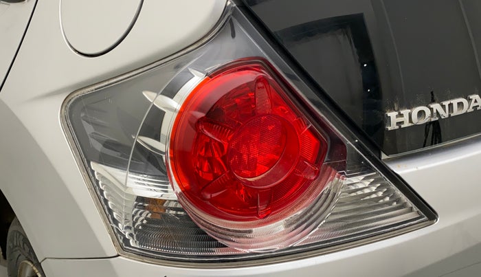 2014 Honda Brio E MT, Petrol, Manual, 43,220 km, Left tail light - Minor scratches