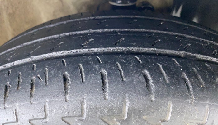 2018 Maruti IGNIS DELTA 1.2 K12, Petrol, Manual, 1 km, Right Front Tyre Tread