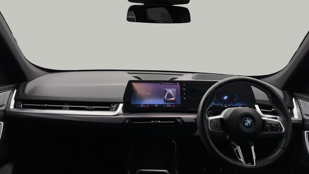2023 BMW Ix1 xDrive30 M Sport, Automatic, 65025 km, Dashboard View