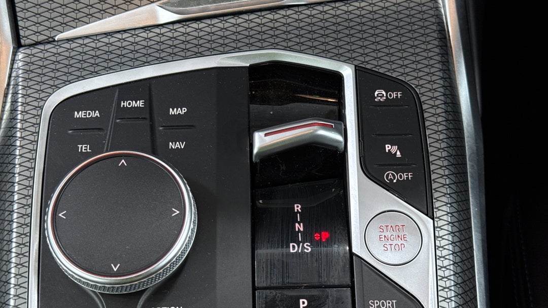 2022 BMW 3 20i M Sport, Automatic, 33217 km, Gear Lever 