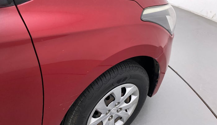 2015 Hyundai Elite i20 SPORTZ 1.2, Petrol, Manual, 1,03,384 km, Right fender - Slightly dented