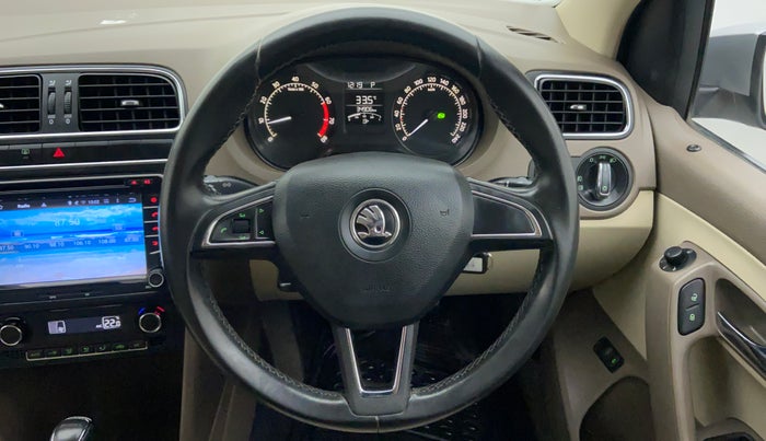 2016 Skoda Rapid 1.6 MPI STYLE PLUS, Petrol, Manual, 34,906 km, Steering Wheel Close Up