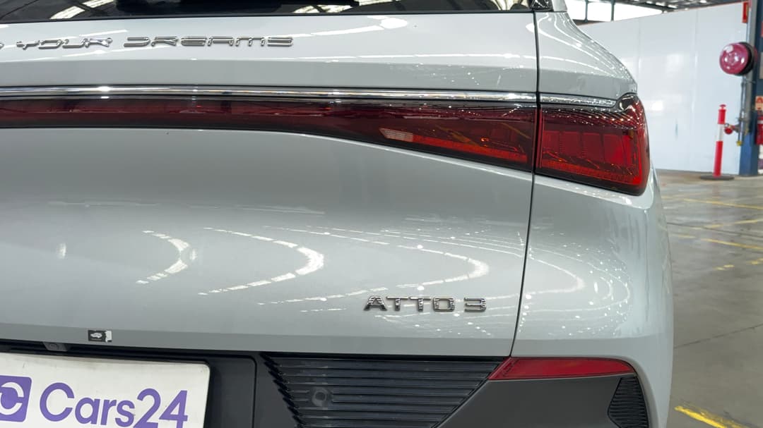 2023 Byd Atto 3 Standard Range, Automatic, 53282 km, Badge (Boot Right Side)