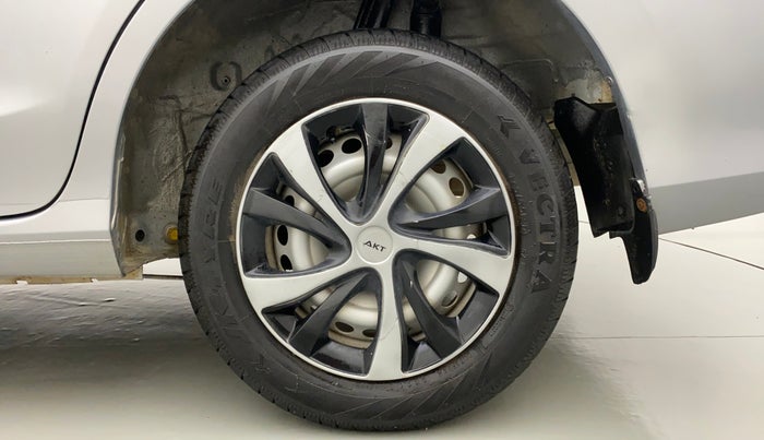 2021 Honda Amaze 1.2L I-VTEC E, Petrol, Manual, 6,964 km, Left Rear Wheel
