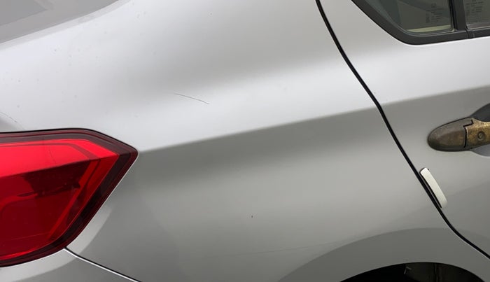 2021 Honda Amaze 1.2L I-VTEC E, Petrol, Manual, 6,964 km, Right quarter panel - Minor scratches