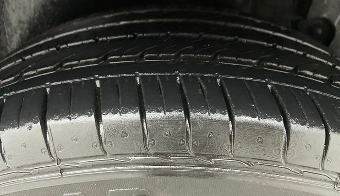 2019 KIA SELTOS HTX 1.5 PETROL MT, Petrol, Manual, 19,207 km, Left Rear Tyre Tread