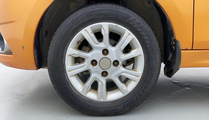 2016 Tata Tiago XZ PETROL, Petrol, Manual, 93,014 km, Left Front Wheel
